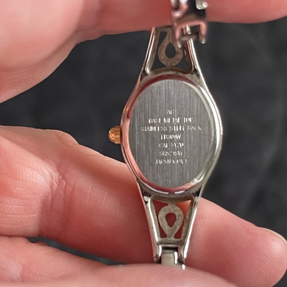 Vintage Accurist ladies classic watch - Picture 3 of 6